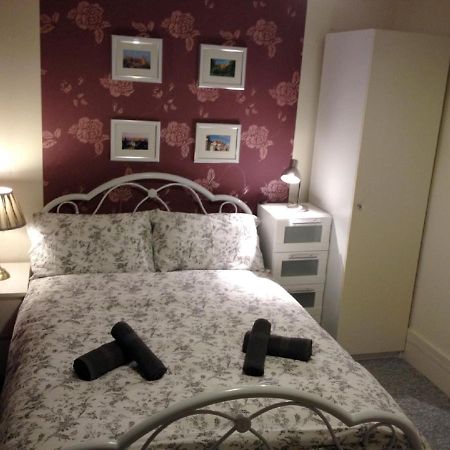 F1- Very Nice City Centre Apartment Edinburgh Ngoại thất bức ảnh