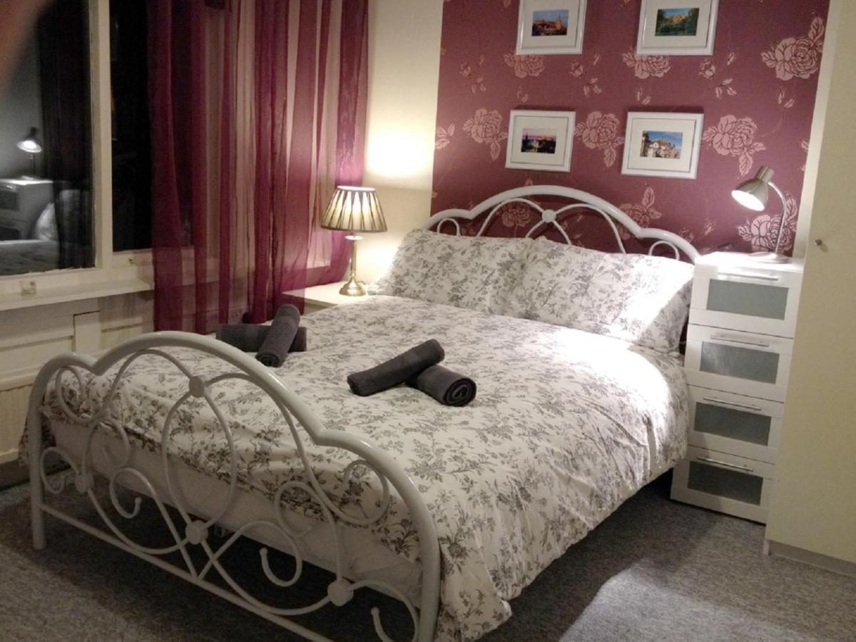 F1- Very Nice City Centre Apartment Edinburgh Ngoại thất bức ảnh