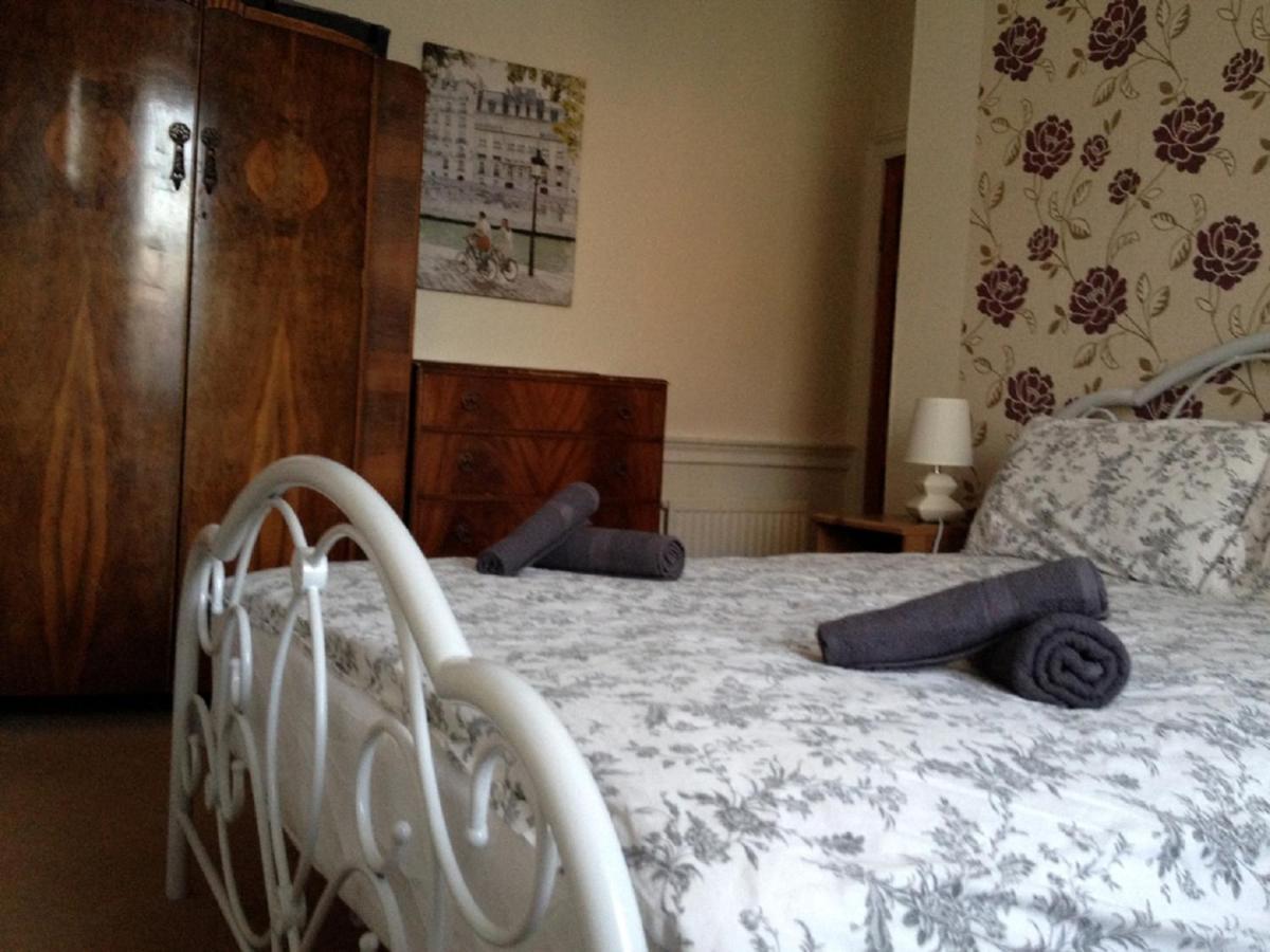 F1- Very Nice City Centre Apartment Edinburgh Ngoại thất bức ảnh